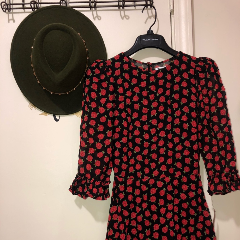 Mini rose printed dress